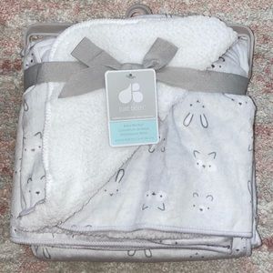 Animal Fluffy Blanket 🐰🦊🐻